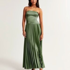 The A&F Giselle Strapless Drop-Waist Maxi Dress